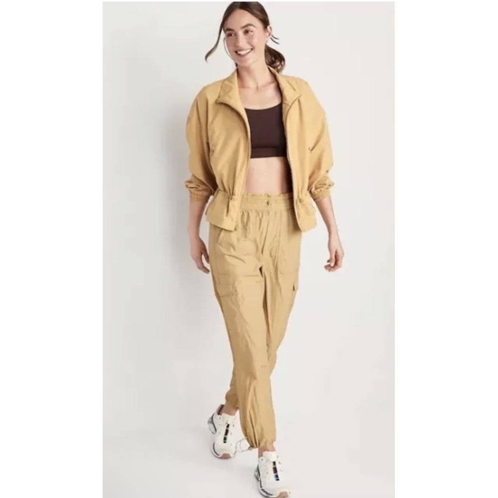Mustard‎ Loose Stretch Tech Cinched Waist Crop Jacket XL ZipUp Vent Retro EUC